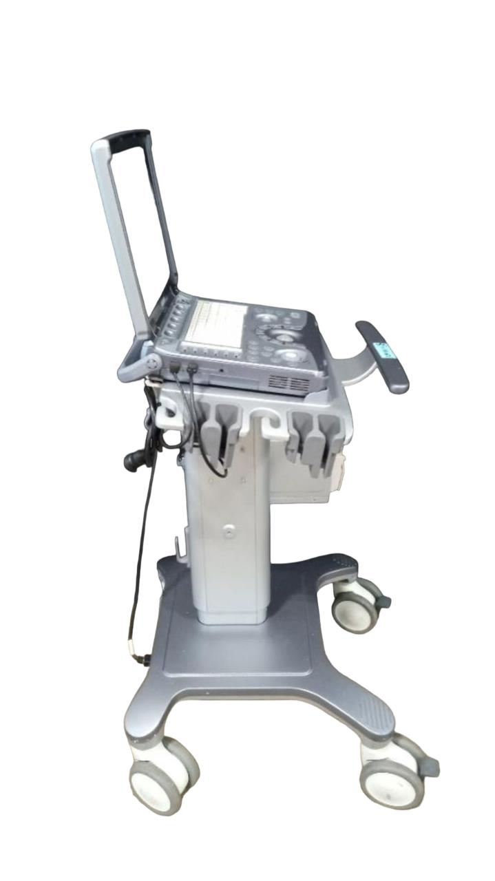 GE Logiq E portable ultrasound with 8L-RS probe MSK/Vascular on the cart #