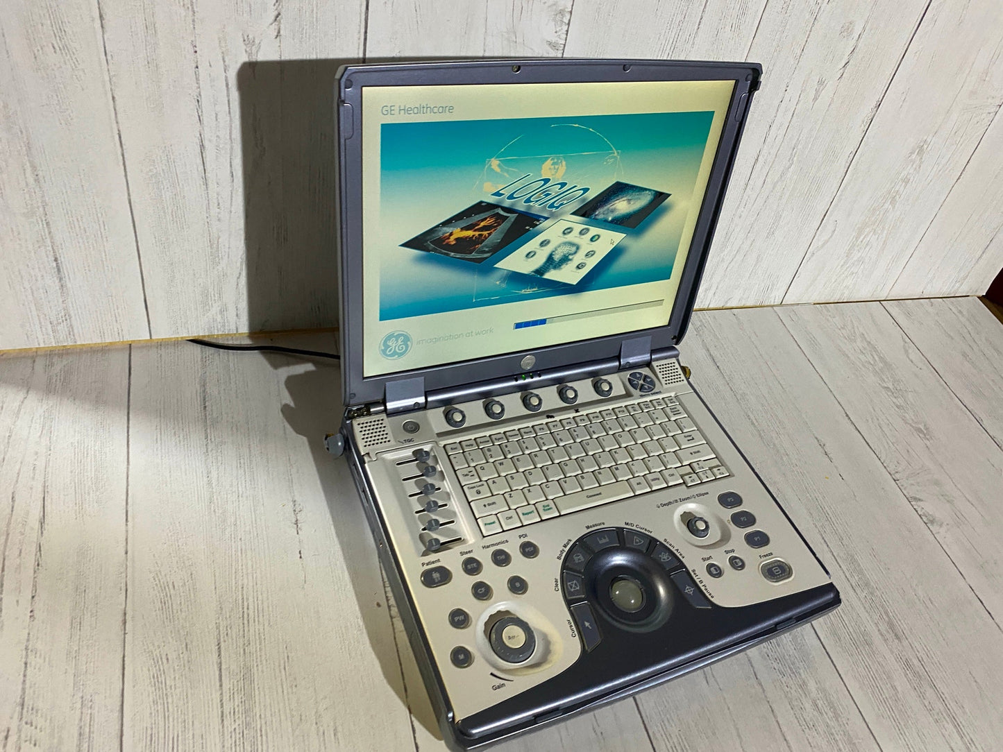 Ge Logic E portable Ultrasound machine with one linear array probe L8-8S #