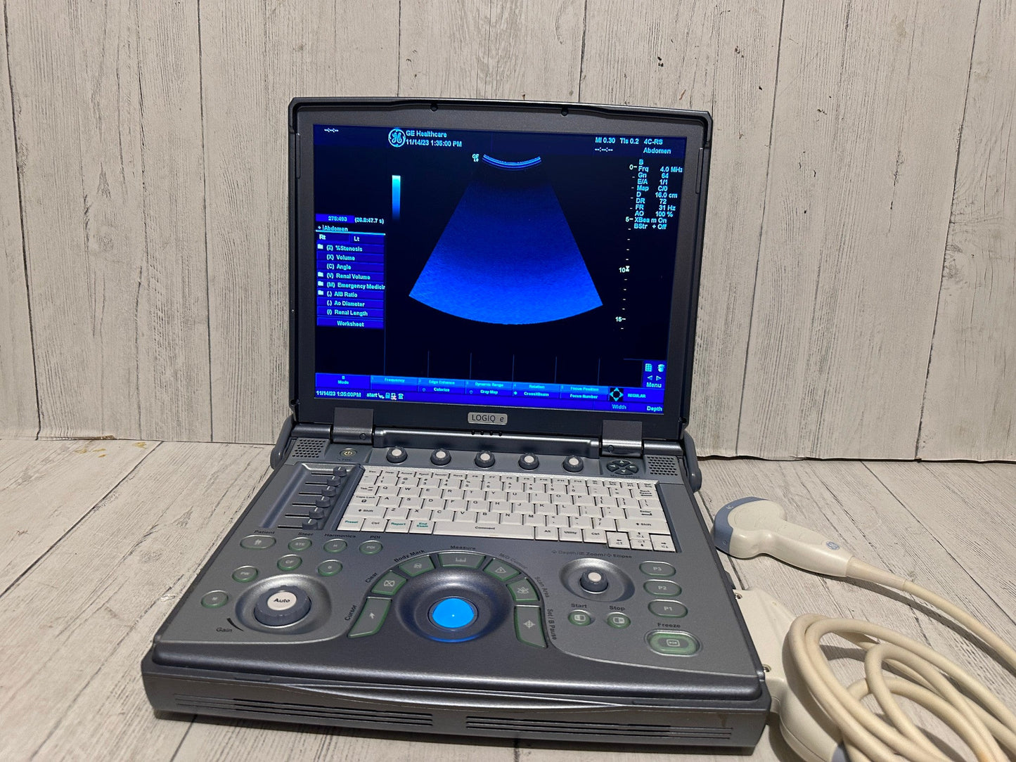 GE LOGIQ E Ultrasound DOM 2012 with two probe 4c-Rs and 3S-rs #
