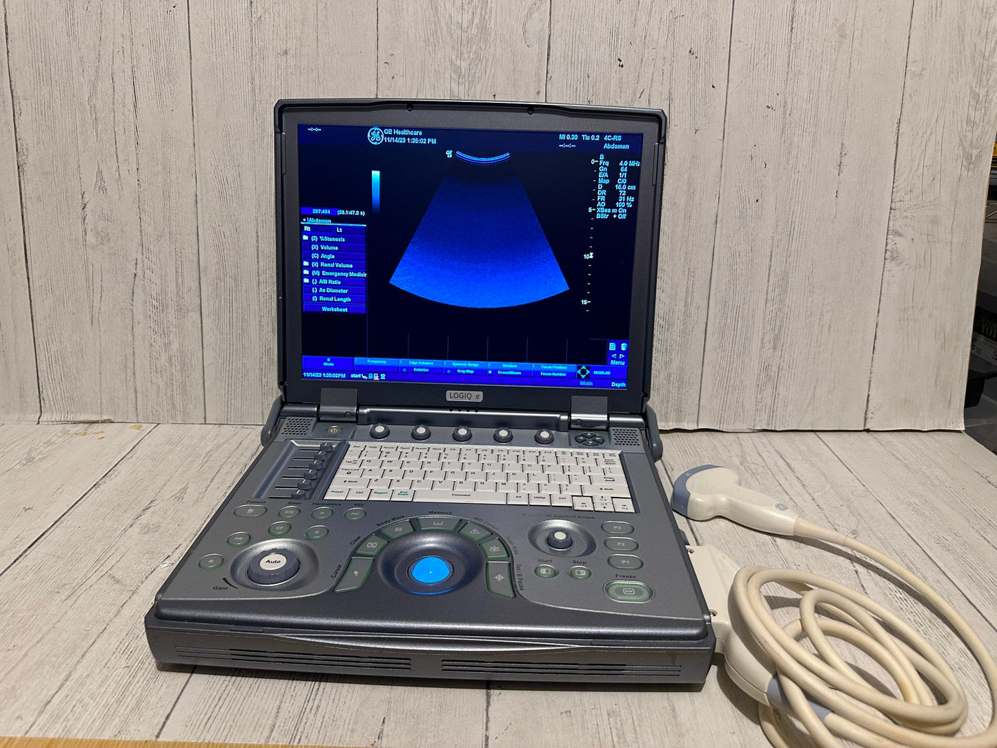 GE LOGIQ E Ultrasound DOM 2012 with two probe 4c-Rs and 3S-rs #