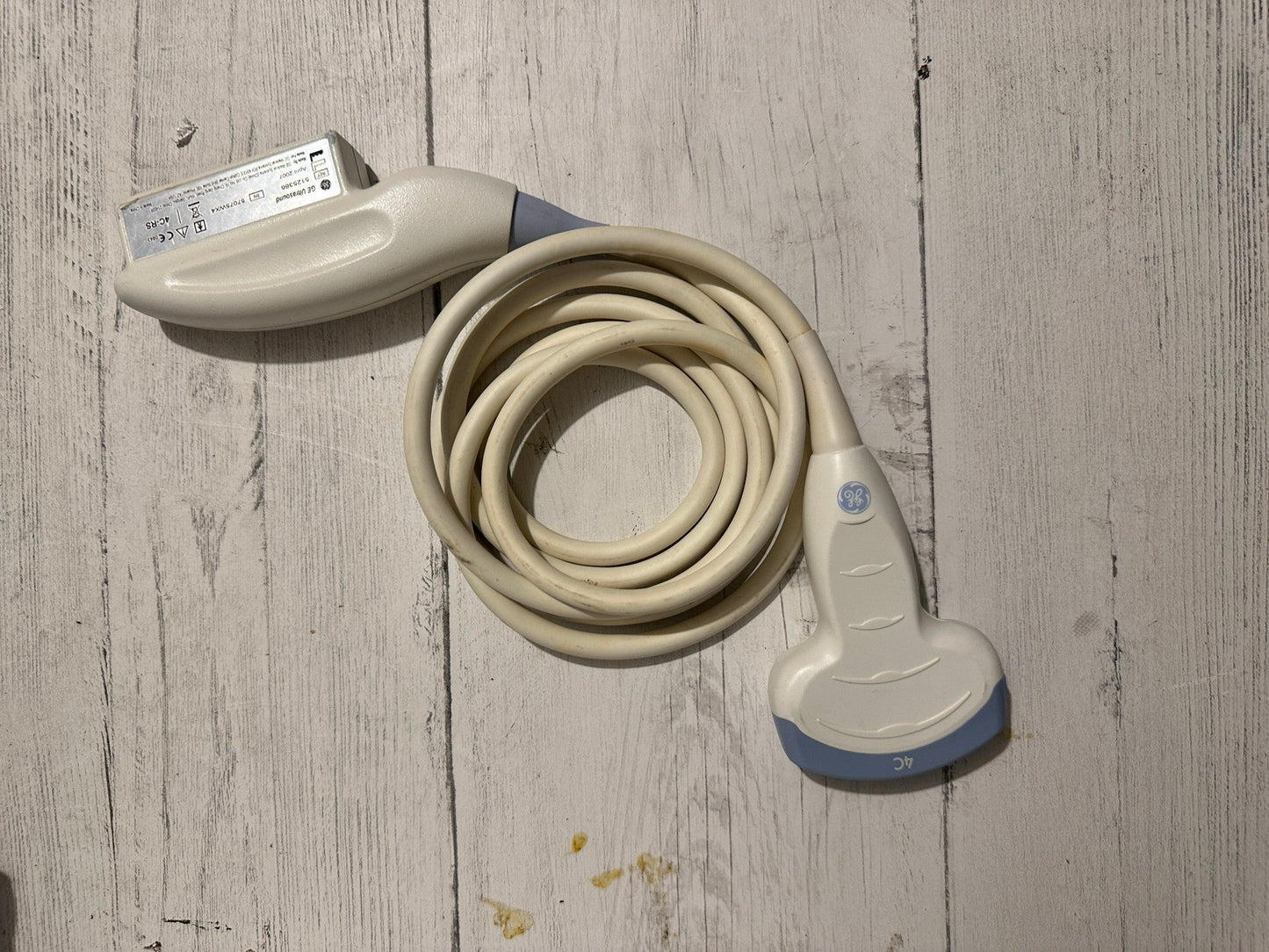 GE LOGIQ E Ultrasound DOM 2012 with two probe 4c-Rs and 3S-rs #