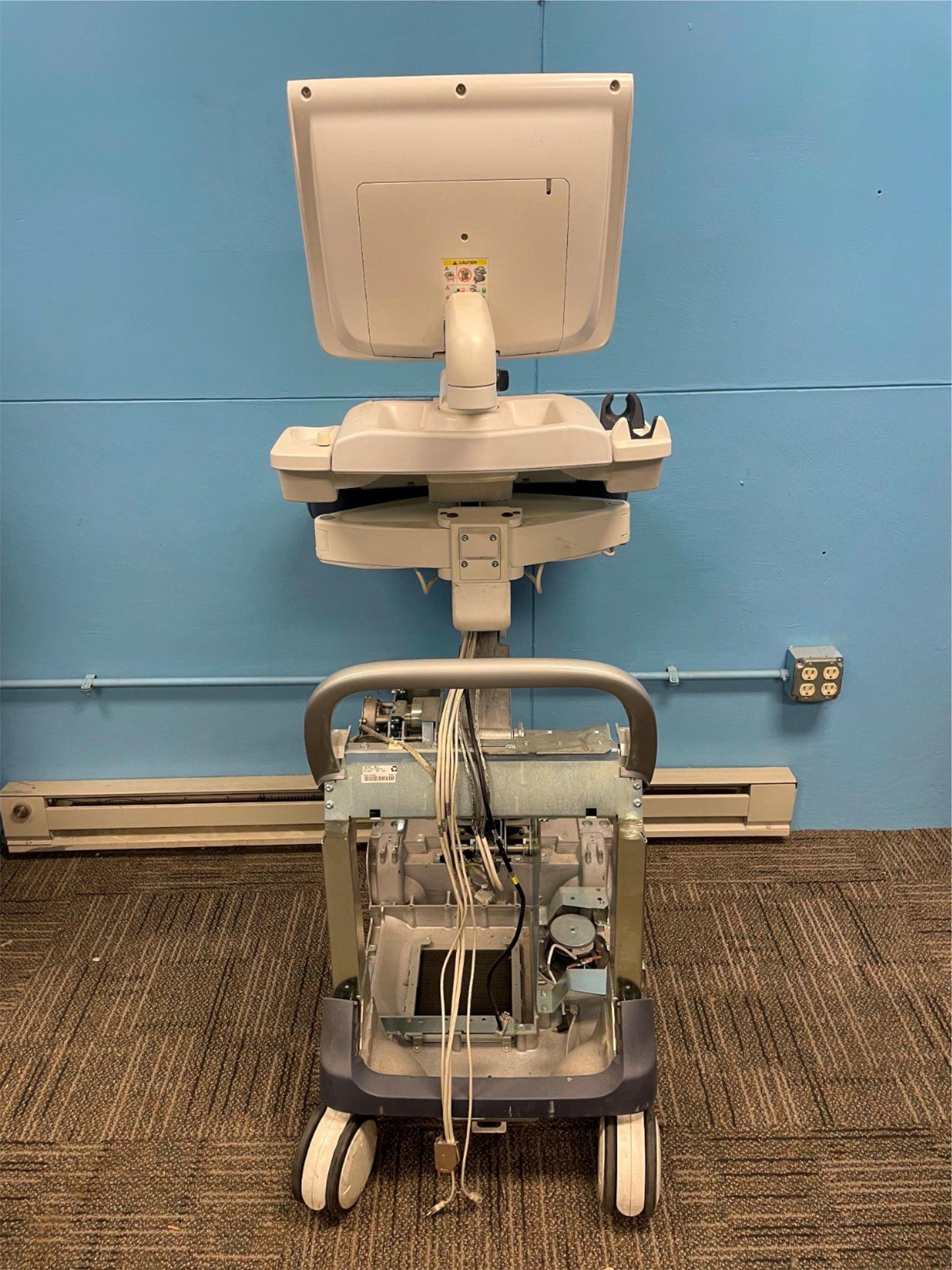 GE Logiq E9 Diagnostic Ultrasound System - For Parts #