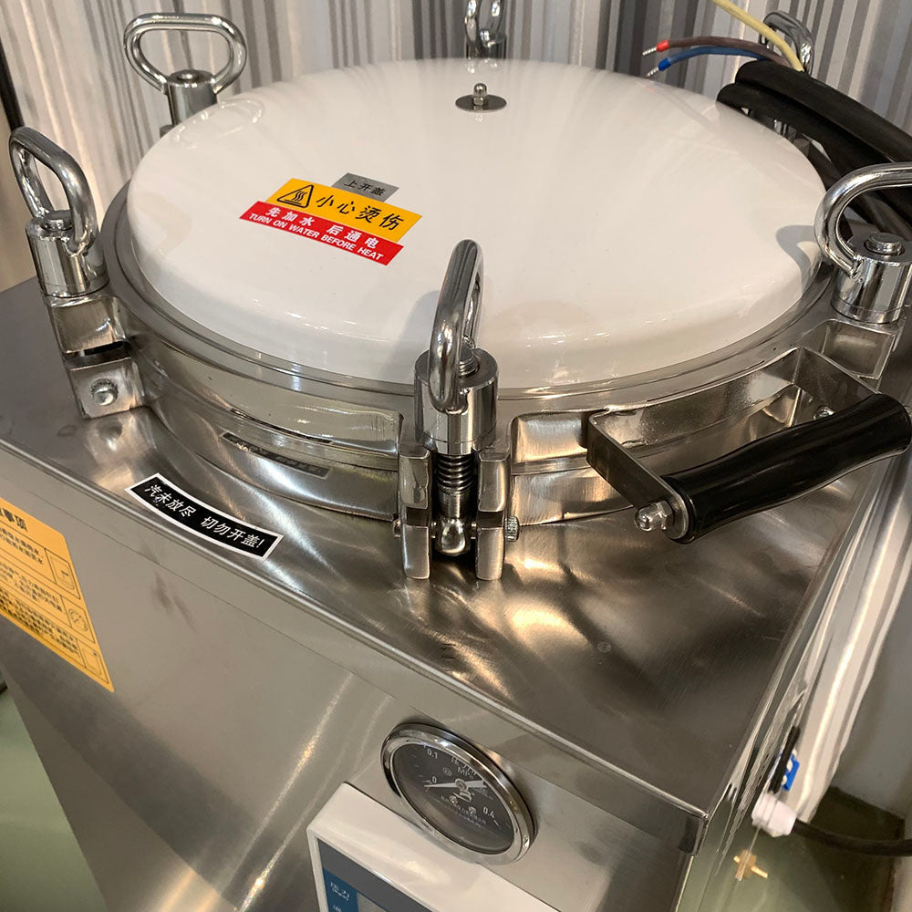 Vertical High Pressure Steam Sterilizer Laboratory Autoclave #