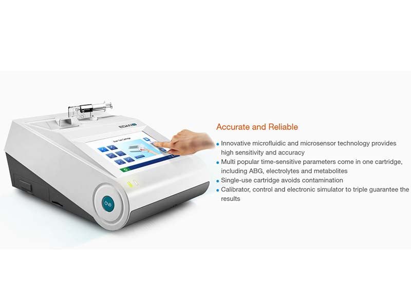 12. i15 VET Blood Gas and Chemistry Analysis System (1)
