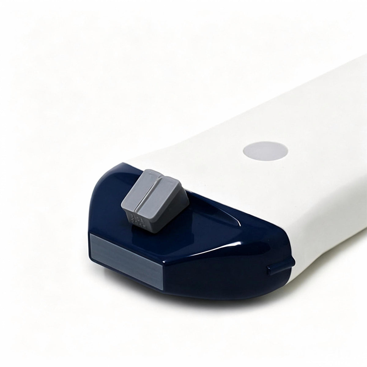 Global Healthcare Medical high‑frequency wireless linear ultrasound system with guide pin holder for vascular access and point‑of‑care imaging