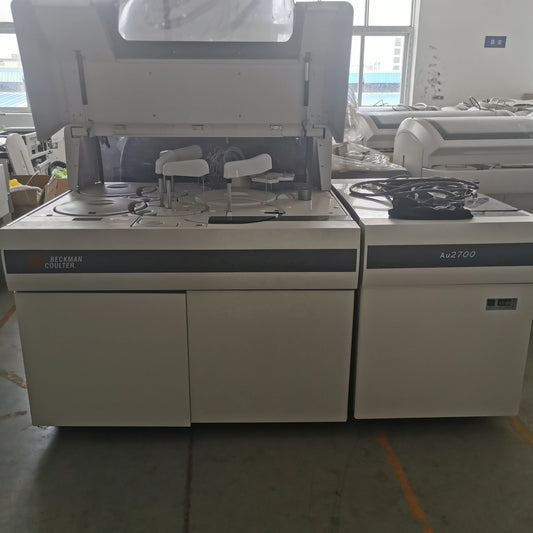 Beckman Coulter Used AU2700 Chemistry Analyzer #