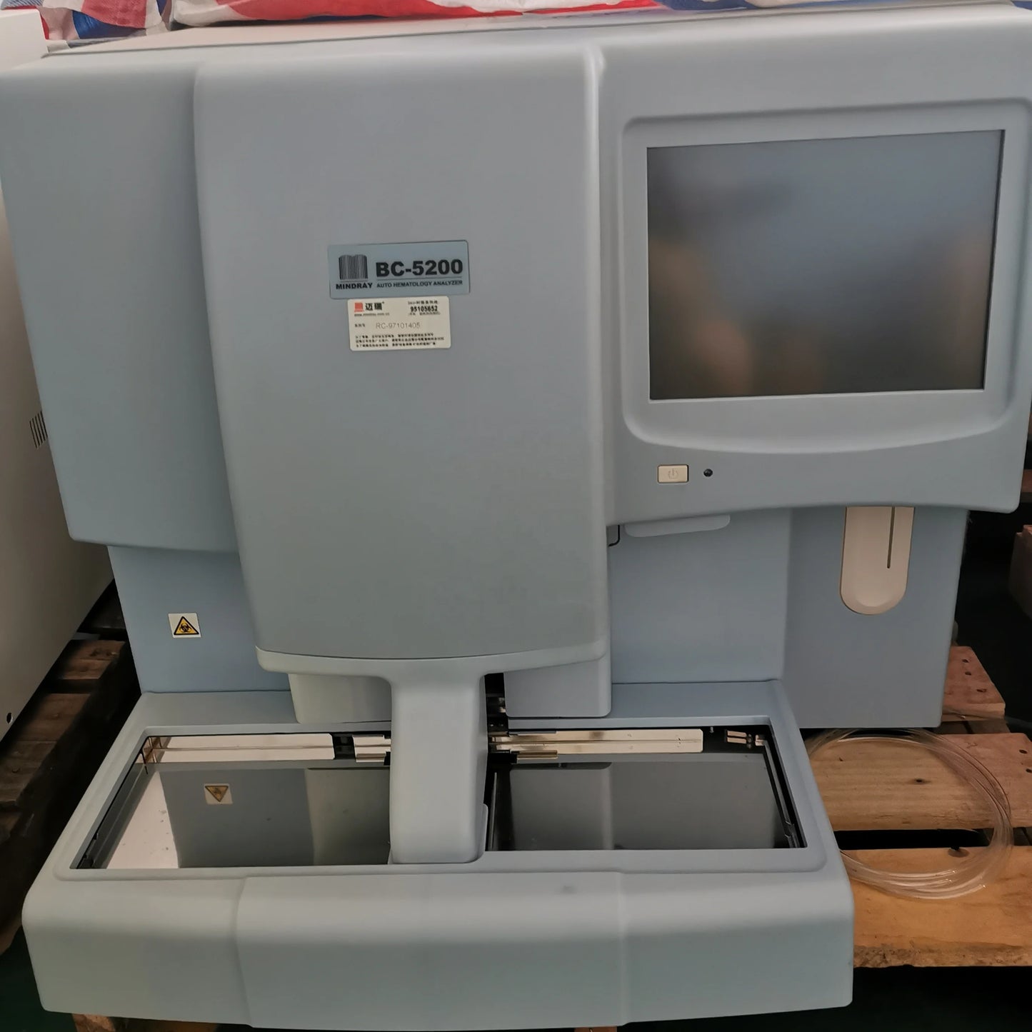 Mindray Used BC-5200 5-Part Automatic Hematology Analyzer #