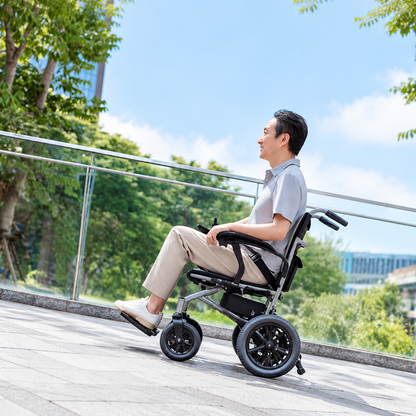 Yuwell D130FL Electric Wheelchair product image 4